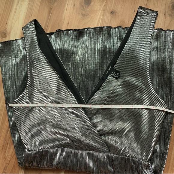 Forever 21 Metallic Dress - Picture 5 of 6